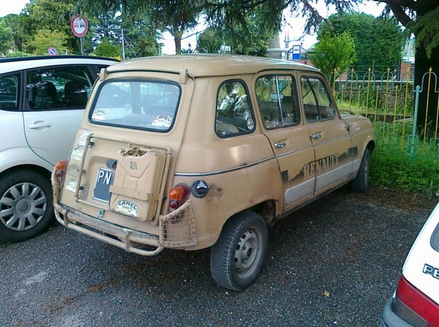 www.targhenere.net/images/media/renault_4_1970_2_zps97258b7d.jpg