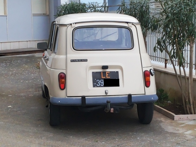 www.targhenere.net/images/media/renault_4_tl_anno_1984_blackpanter_tn20477_zpsff48bf8a.jpg